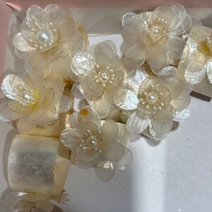 Elegant Cream Floral napkin rings set